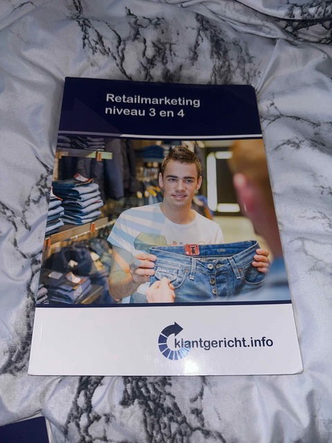 9789037231564-Retailmarketing-niveau-3-en-4