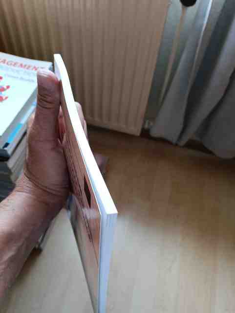 9781408030288-CUSTOM-REFLECTIONS-ON-ACADEMIC-DISCOURSE-IN-BUSINESS-ECON