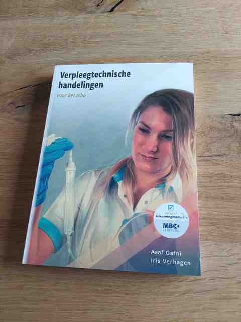 9789083181172-Verpleegtechnische-handelingen-voor-het-mbo