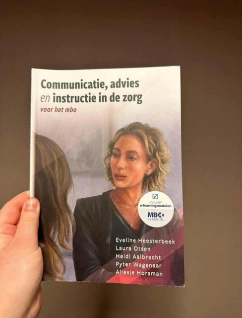 9789083139340-Communicatie-advies-en-instructie-in-de-zorg