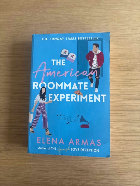 9781398515642-The-American-Roommate-Experiment