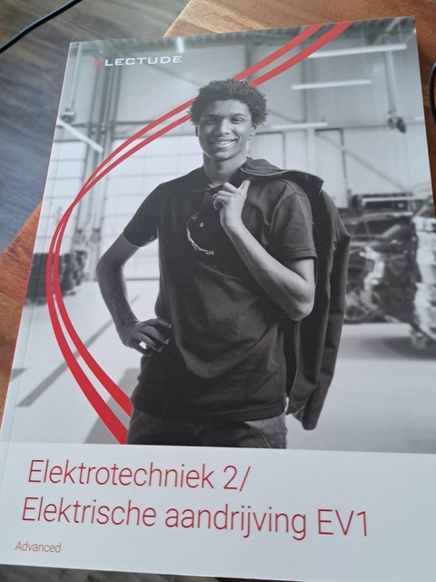 9789493286238-Elektrotechniek-2Elektrische-aandrijvingen-EV1
