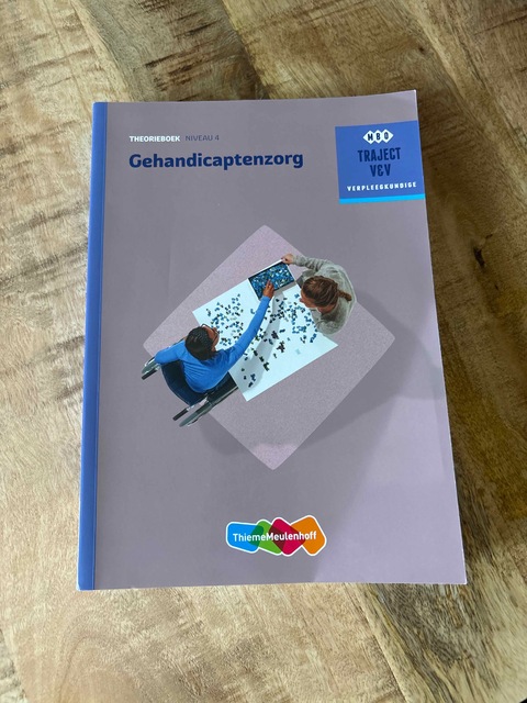 9789006910452-Gehandicaptenzorg-Niveau-4-Theorieboek