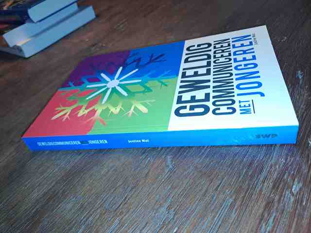 9789088501159-Geweldig-Communiceren-met-jongeren