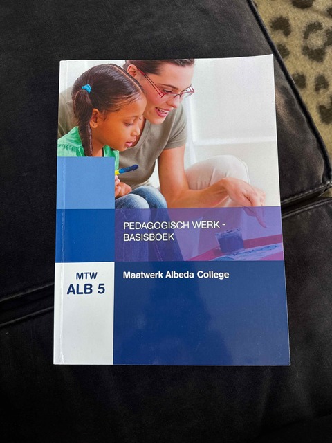 9789400226449-MTW-ALB-5